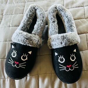 Skechers BOBS Black Slippers with Gray Accents